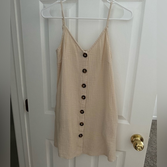 Button front dress - Picture 3 of 4